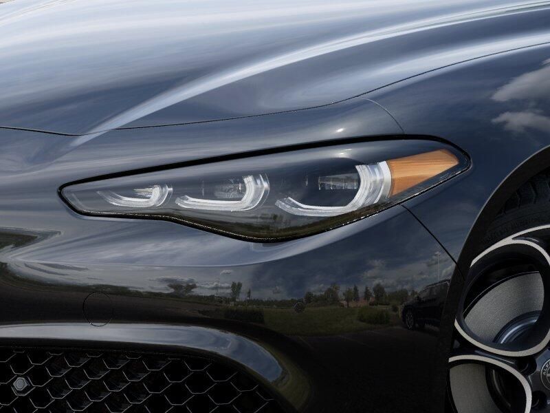 New 2026 Alfa Romeo Giulia AwdImage 25
