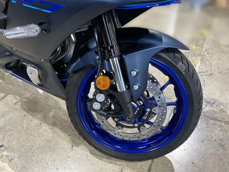 Used 2023 Yamaha YZF-R7 Image 23