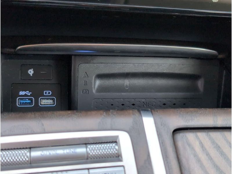 Used 2024 Genesis GV80 2.5T (A8)Image 17