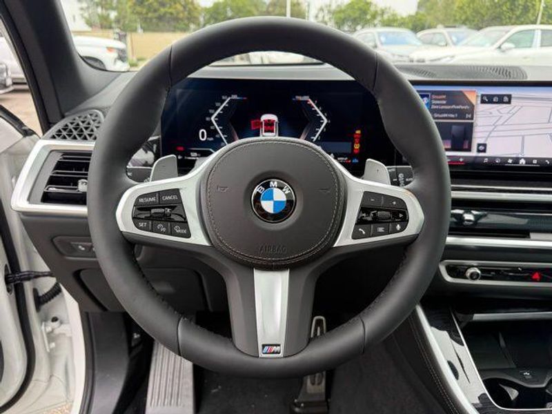 New 2026 BMW X5 sDrive40iImage 21