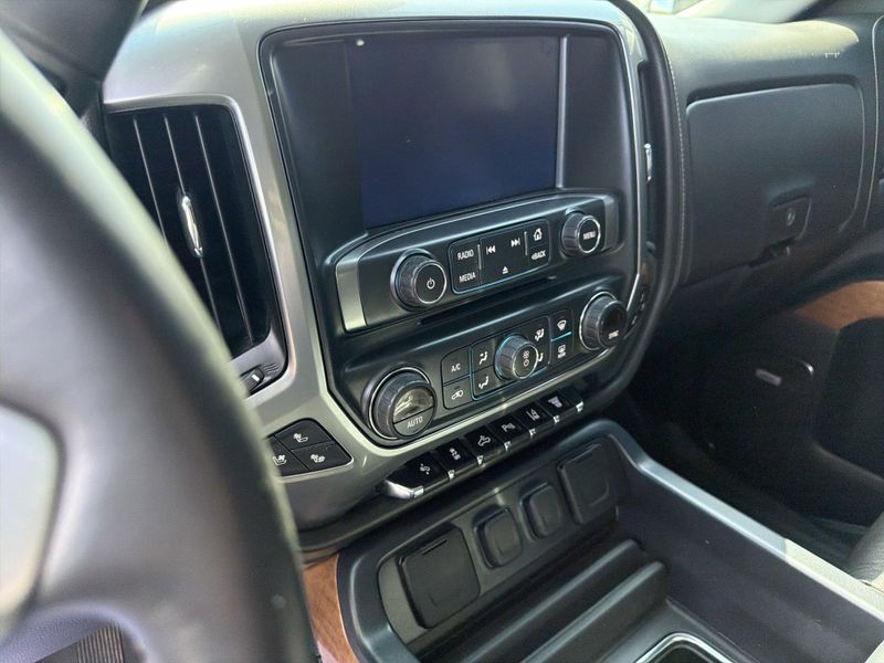 Used 2016 Chevrolet Silverado 3500HD LTZImage 24