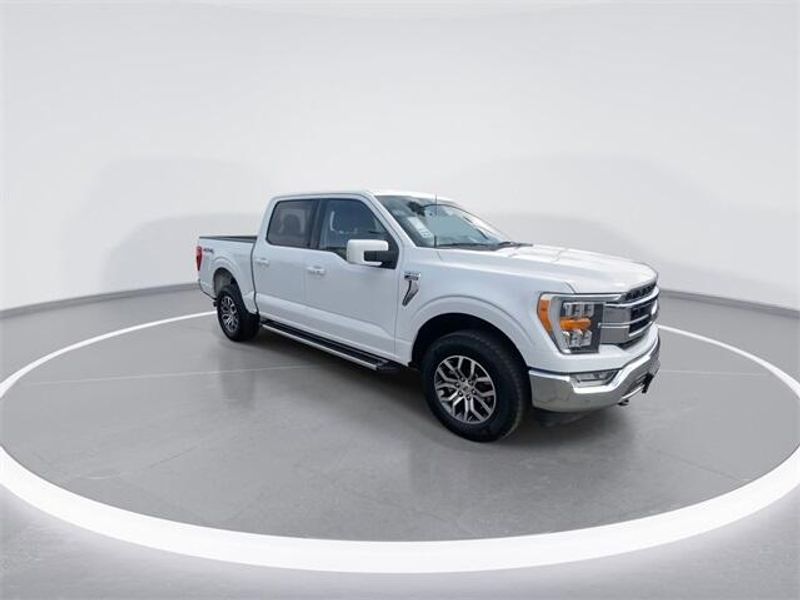 2022 Ford F-150 LariatImage 2