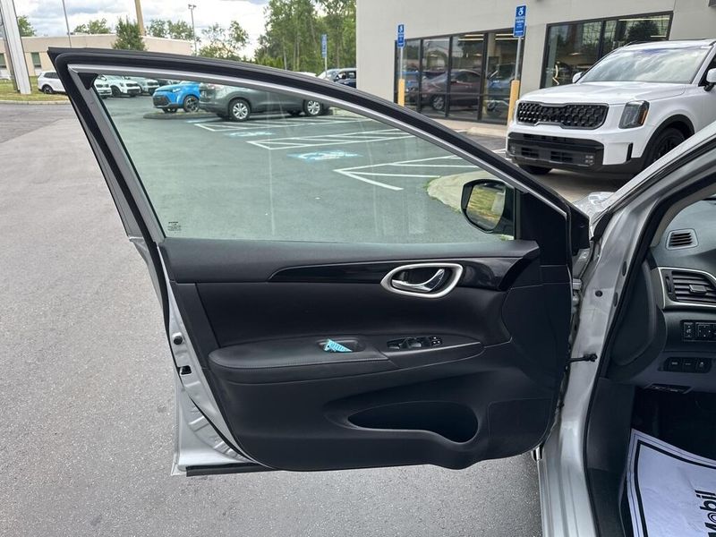 2018 Nissan Sentra SVImage 25