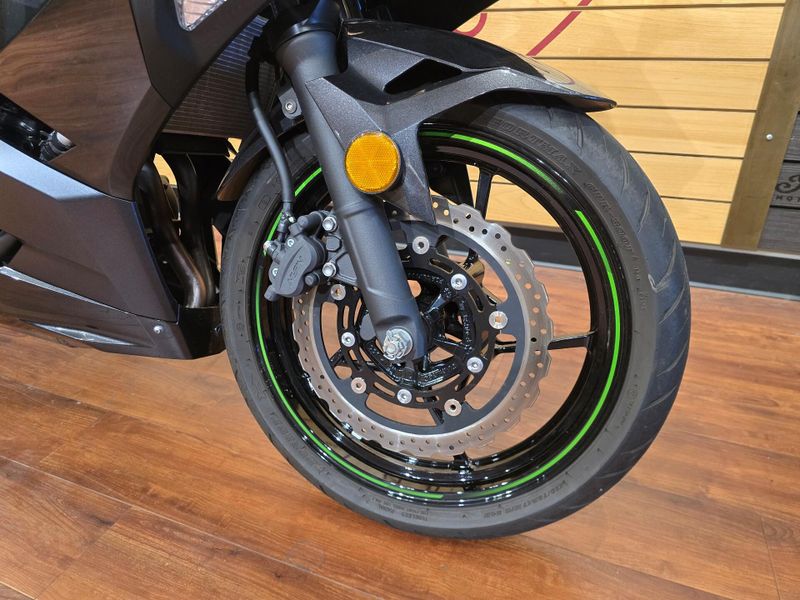 Used 2023 Kawasaki Ninja 400 Image 12