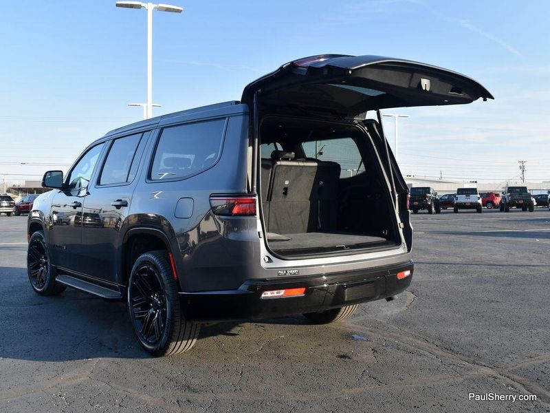 2025 Jeep Wagoneer Carbide 4x4Image 16