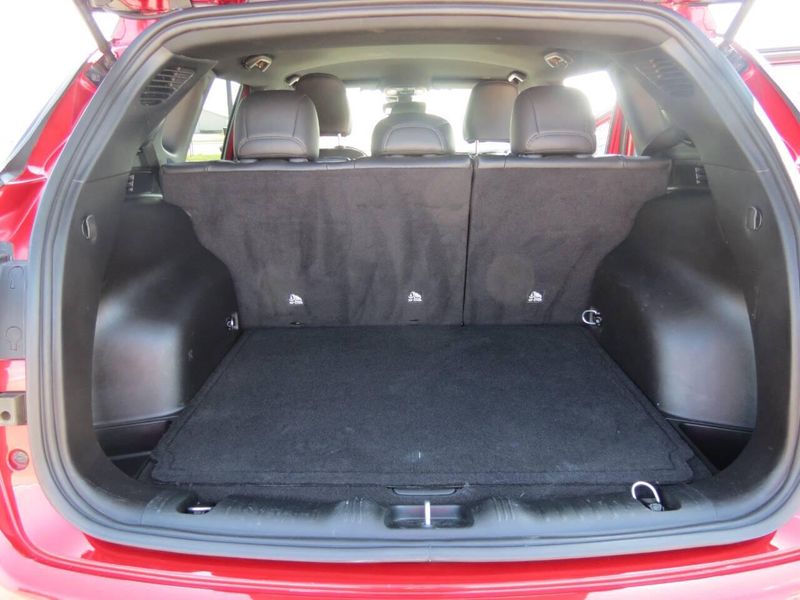 Used 2025 Jeep Compass Trailhawk 4x4 4dr SUVImage 25