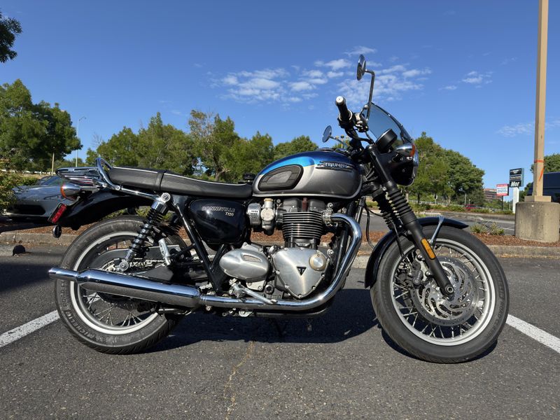 2022 Triumph Bonneville T120 BLUE 