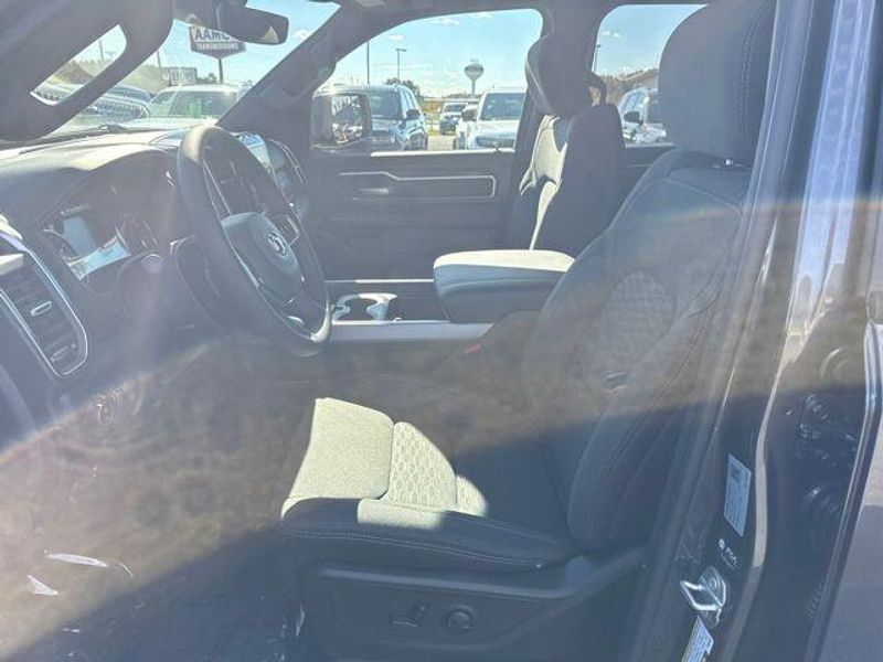 2026 RAM 1500 Big Horn Crew Cab 4x4 5'7' Box