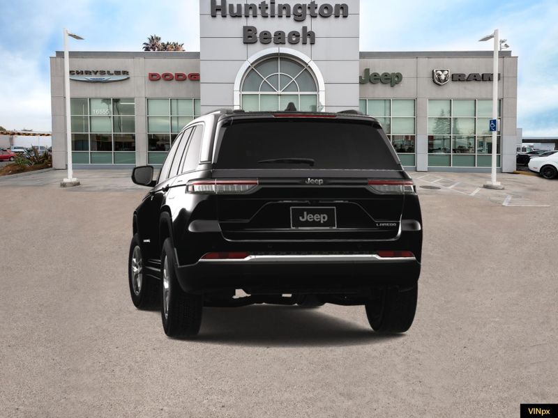 2025 Jeep Grand Cherokee Laredo X 4x2Image 13