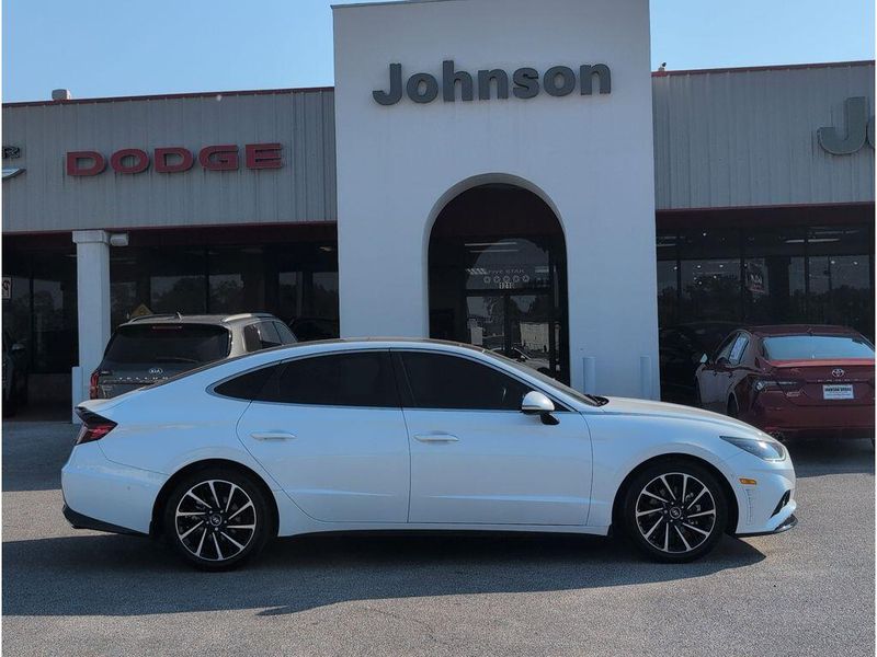 Used 2021 Hyundai Sonata LimitedImage 6