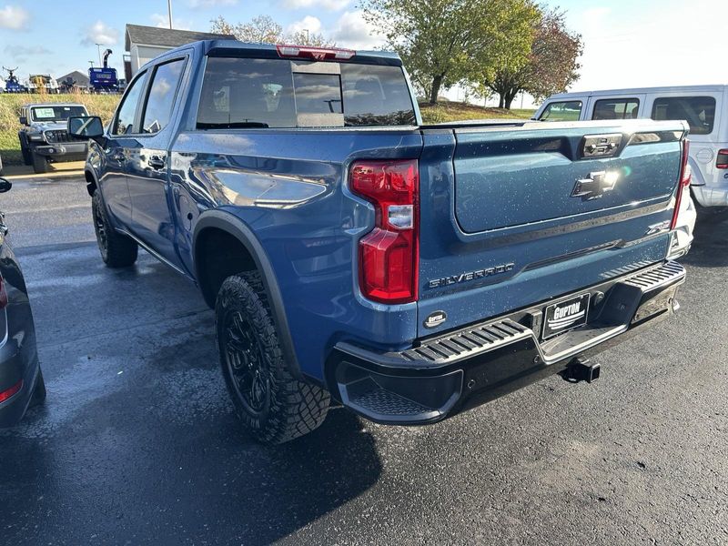 2024 Chevrolet Silverado 1500 ZR2Image 11