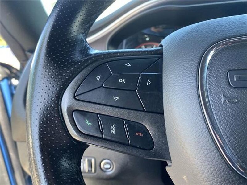 2022 Dodge Challenger SXTImage 22
