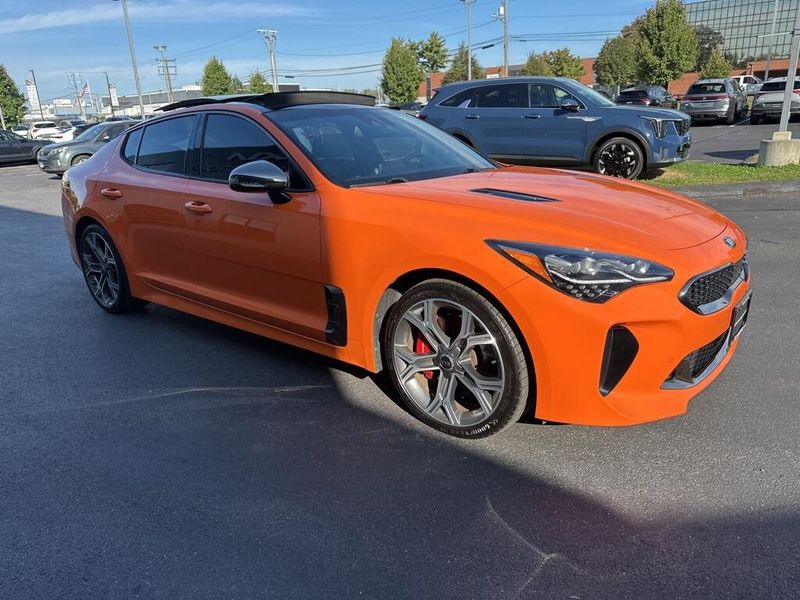 2020 Kia Stinger GT2 photo 3