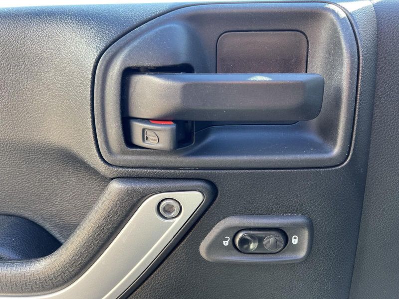 Used 2018 Jeep Wrangler JK Unlimited Sahara