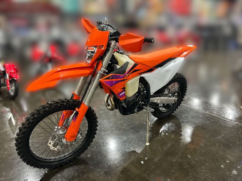 New 2024 KTM 500 XW-F Image 22