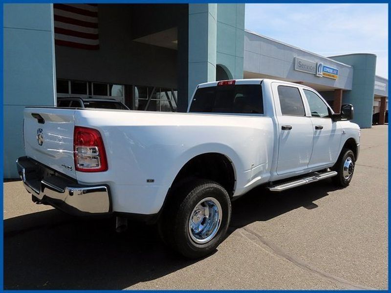 2024 RAM 3500 TradesmanImage 7