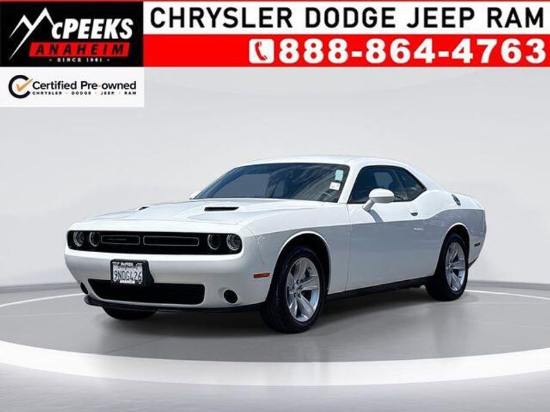 Used 2023 Dodge Challenger SXTImage 1