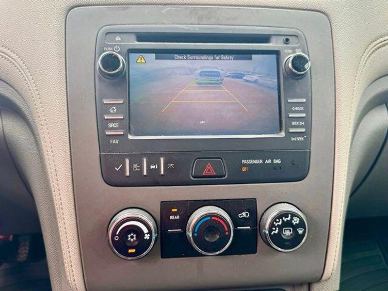 Used 2015 Chevrolet Traverse LSImage 12