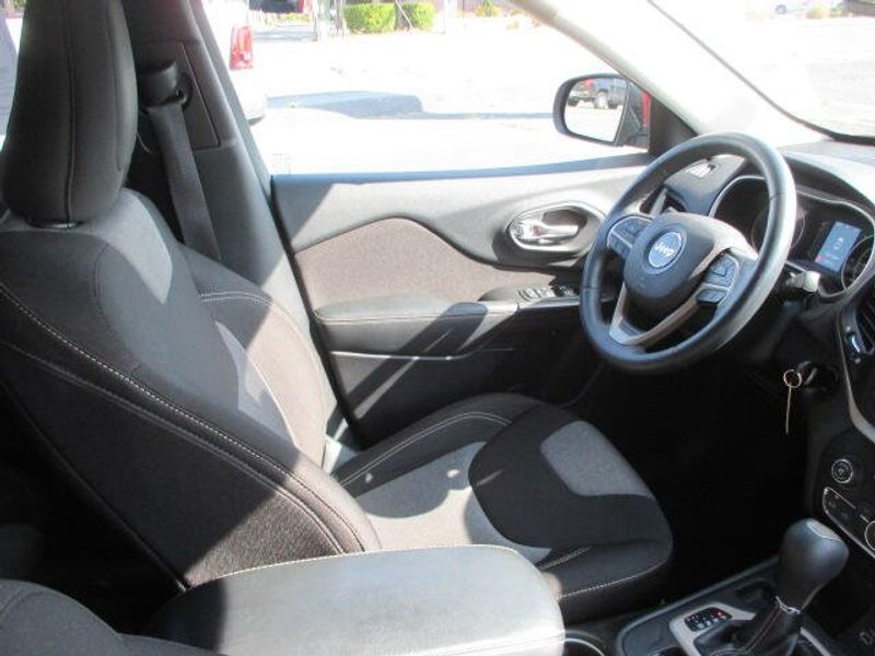 Used 2014 Jeep Cherokee LatitudeImage 25