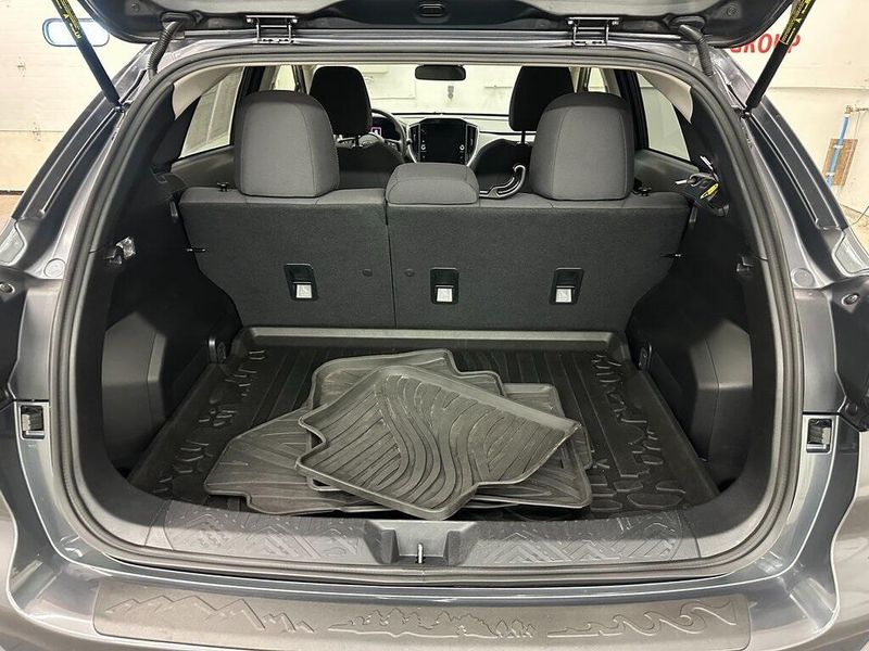 2025 Subaru Crosstrek Premium photo 9