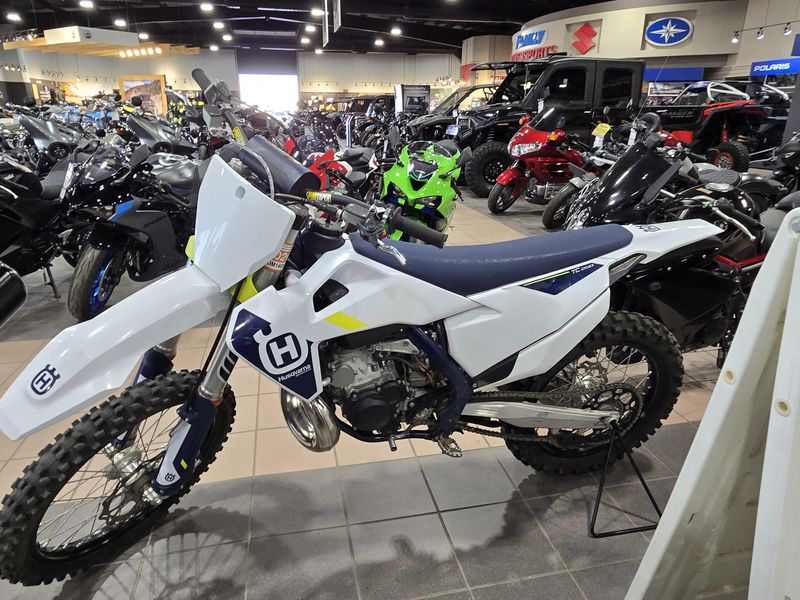 USED 2022 HUSQVARNA TC 250 Image 3