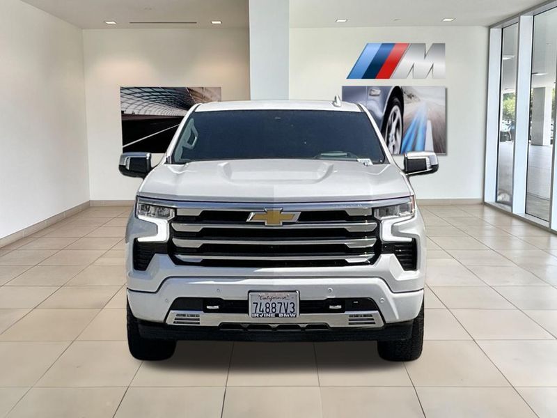 2023 Chevrolet Silverado 1500 High CountryImage 3