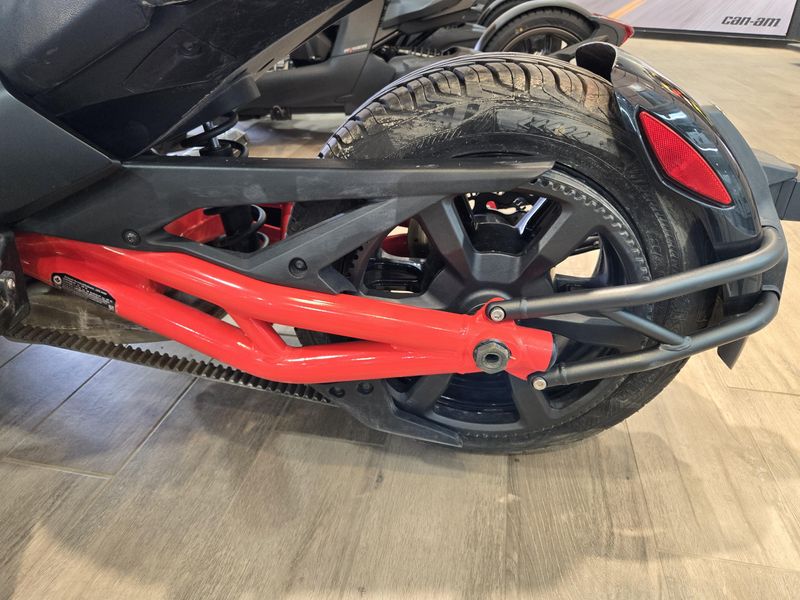 USED 2024 CAN-AM SPYDER F3-S Image 20
