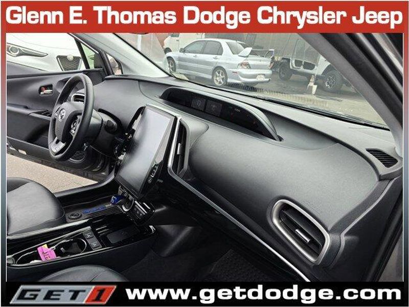 2021 Toyota RAV4 XLE photo 28