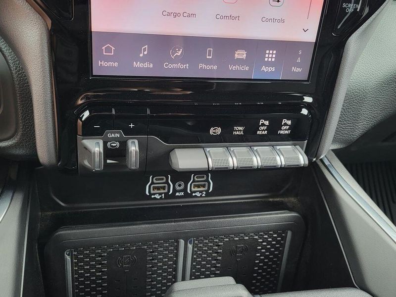 2025 RAM 2500 Laramie Mega Cab 4x4 6