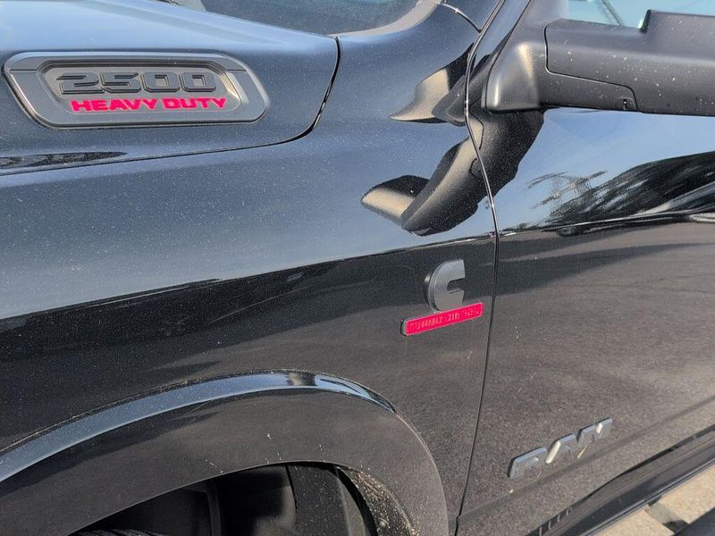 2019 RAM 2500 LaramieImage 11