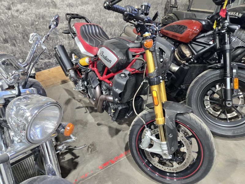 USED 2022 INDIAN MOTORCYCLE FTR 1200 R CARBON Image 2