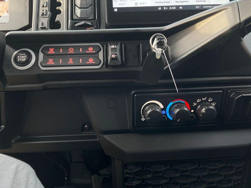 New 2026 Can-Am DEFENDER MAX LIMITED HD11 