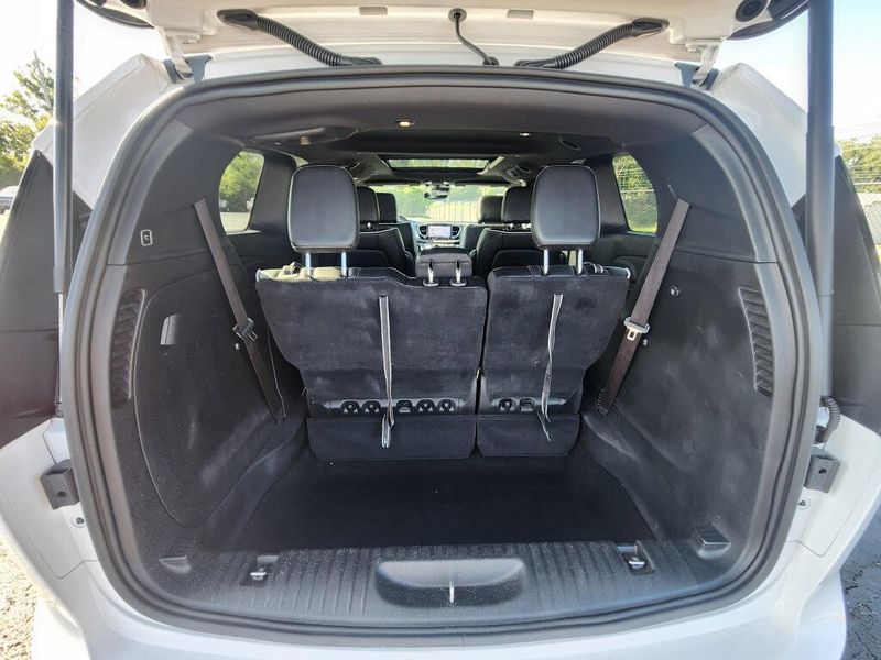 Used 2025 Chrysler Pacifica Limited S