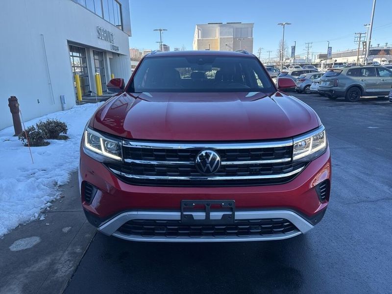 2023 Volkswagen Atlas Cross Sport 3.6L V6 SELImage 2