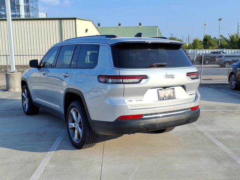 Used 2021 Jeep Grand Cherokee L LimitedImage 2