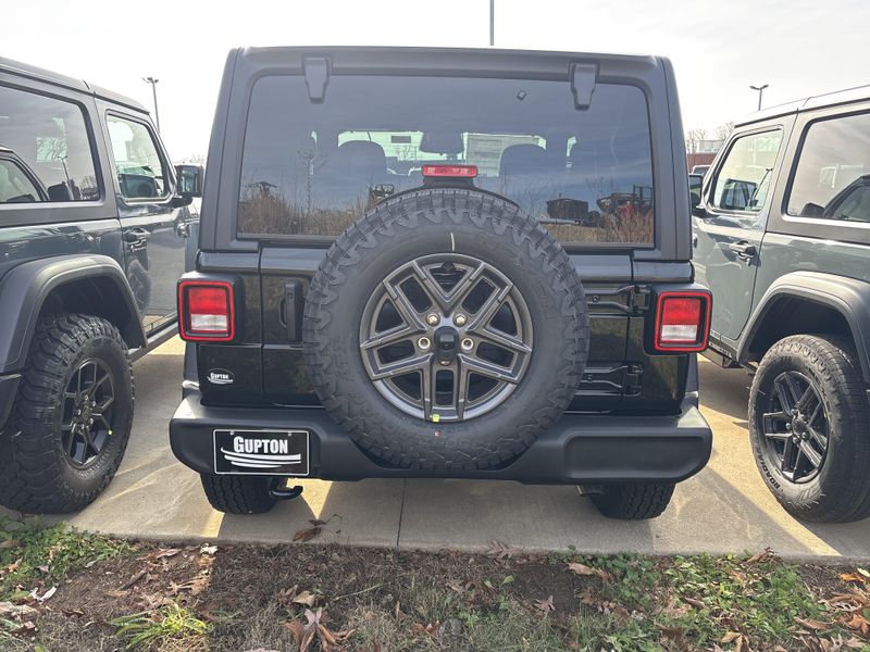 New 2026 Jeep Wrangler 2-door Sport SImage 7