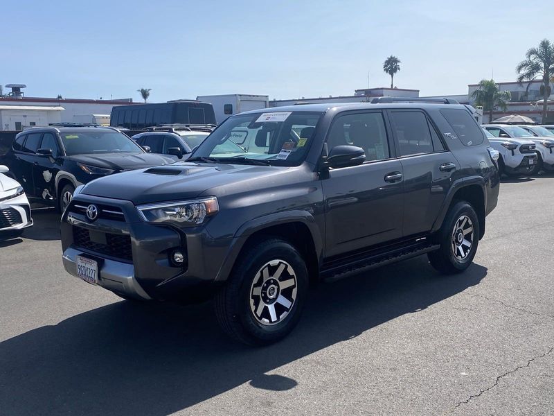 2023 Toyota 4Runner TRD Off-Road PremiumImage 8