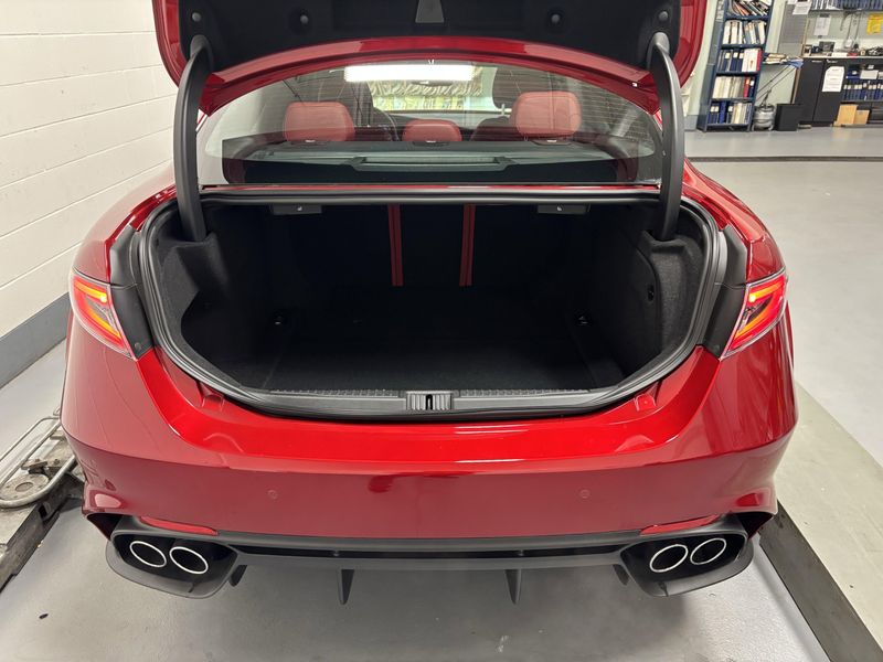 New 2024 Alfa Romeo Giulia Quadrifoglio Carbon RwdImage 26