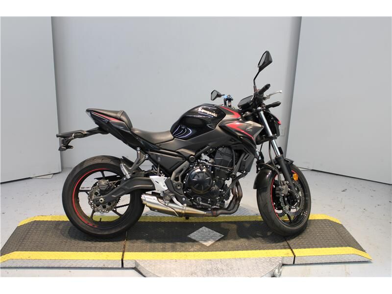 Used 2023 Kawasaki Z650 Image 1