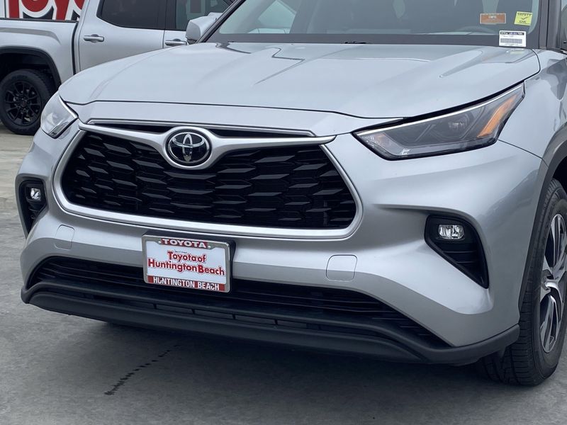 2022 Toyota Highlander XLEImage 9
