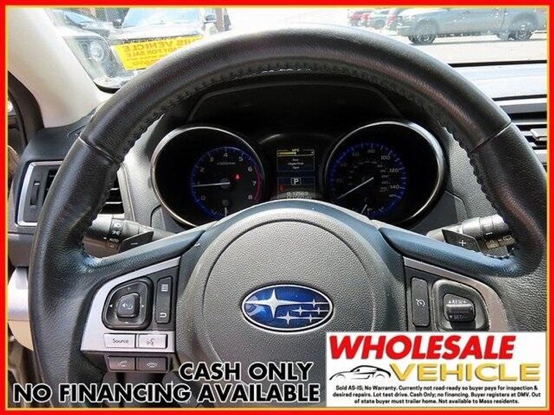 2015 Subaru Outback 2.5iImage 15
