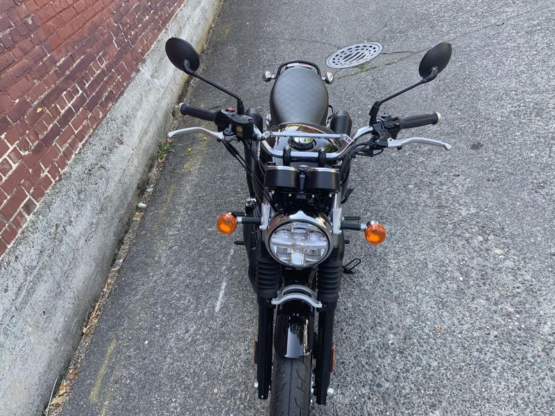 New 2024 Royal Enfield INT 650 