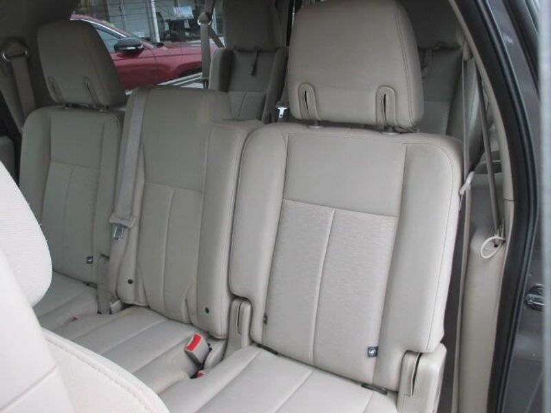 Used 2012 Ford Expedition EL Image 19