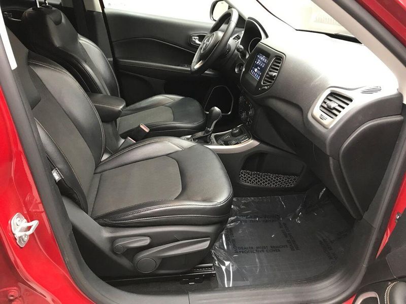 Used 2017 Jeep New Compass LatitudeImage 16