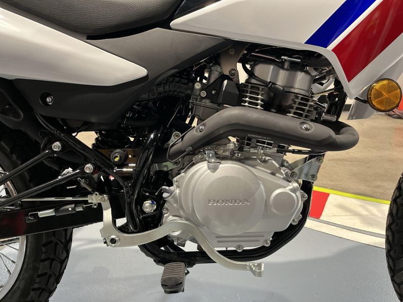 New 2025 Honda XR150L Image 18