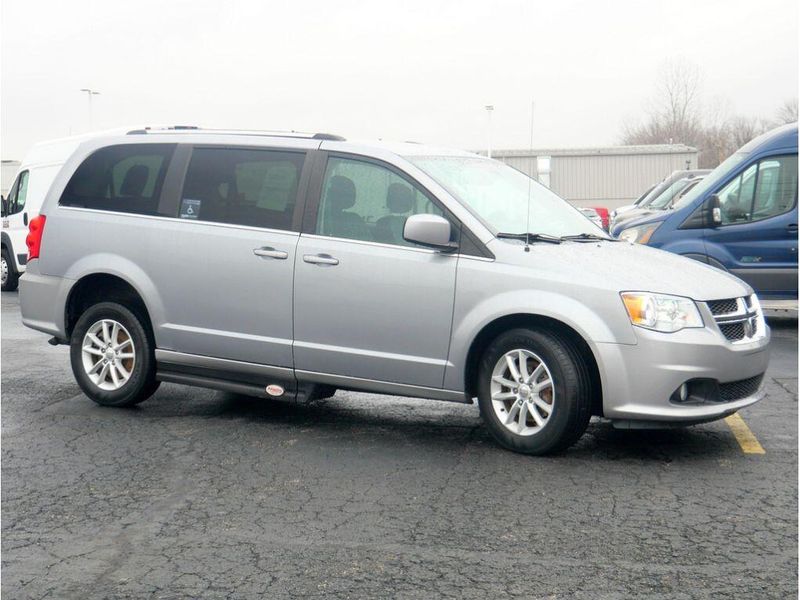 2019 Dodge Grand Caravan SXTImage 7