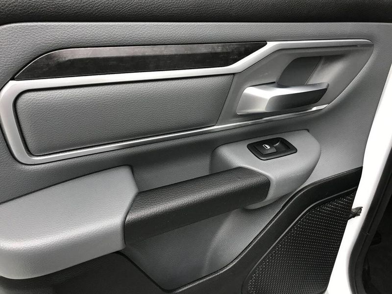 Used 2022 RAM 1500 Big HornImage 15