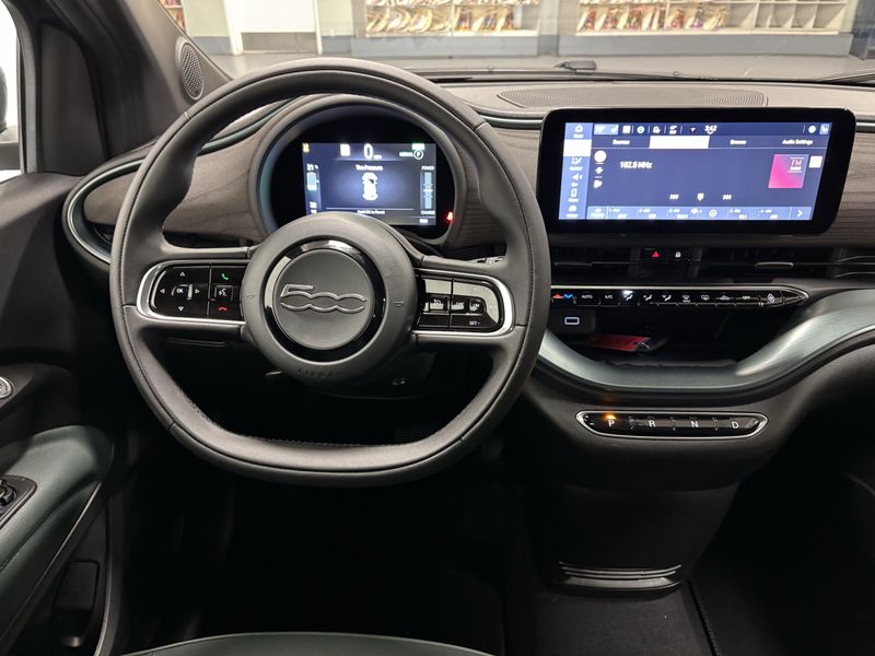 New 2025 Fiat 500e Giorgio Armani Collector