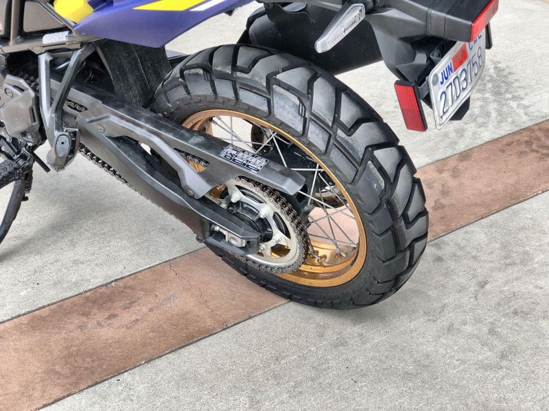 Used 2024 Suzuki V-STROM 800DE CA Image 21