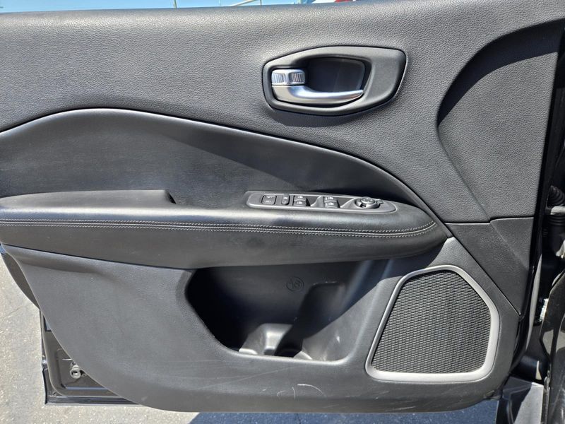 Used 2020 Jeep Compass Altitude 4x4